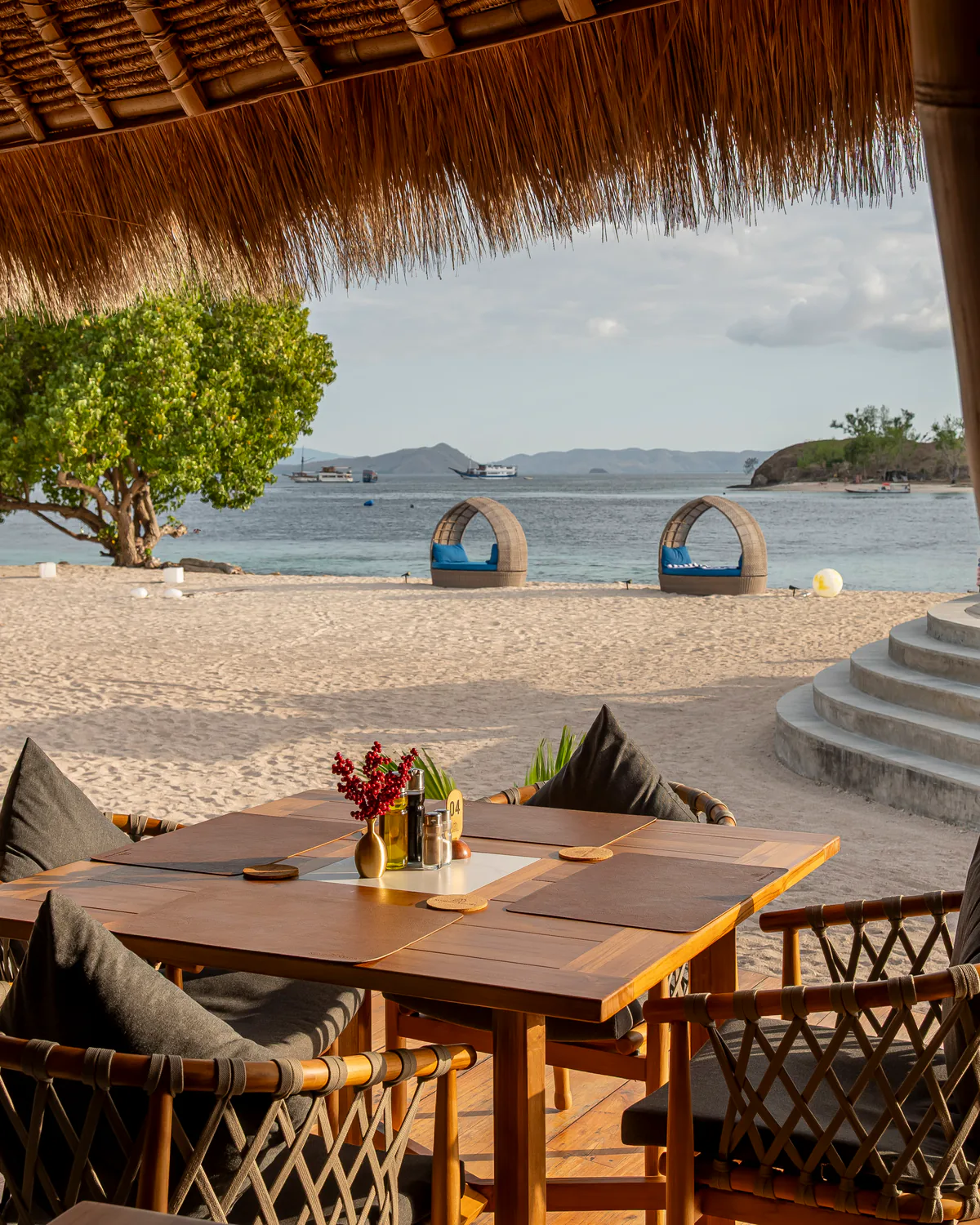 A table at the Sunset Restaurant looking out over the beach and sea