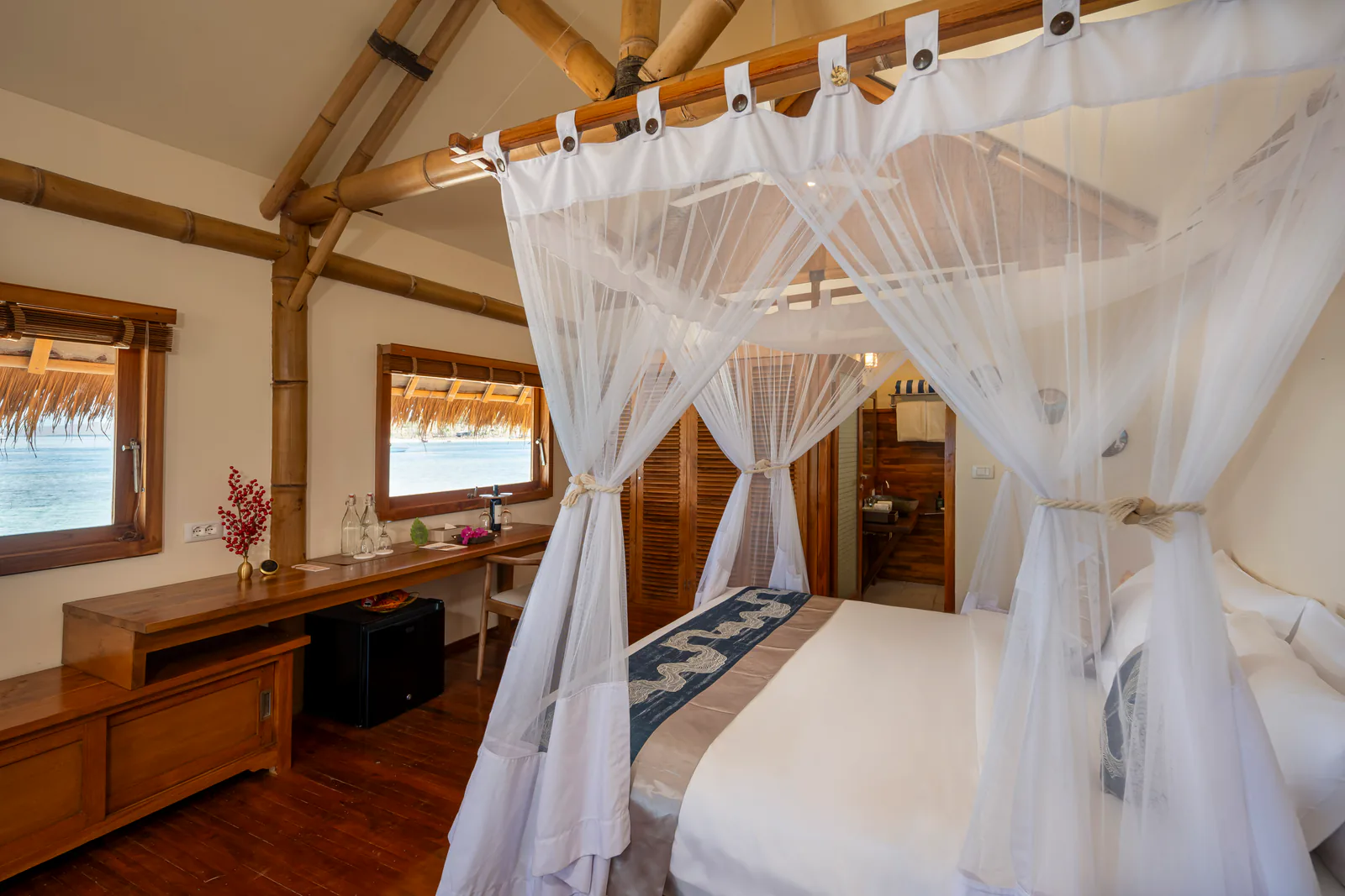 Private Bamboo Bungalow 3