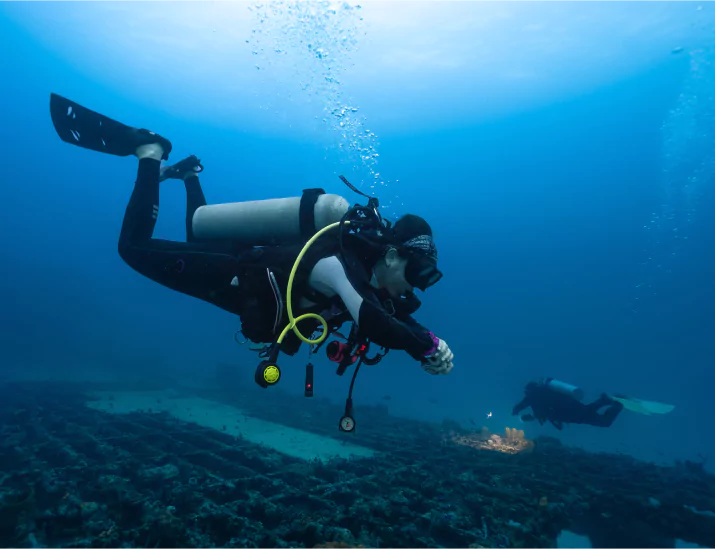 Diver at Manta Point Komodo during manta ray diving Komodo