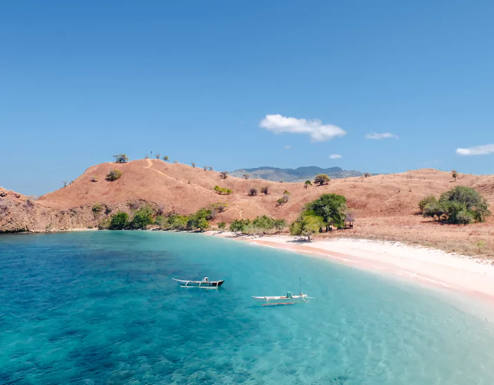 Pantai Merah: Komodo Island