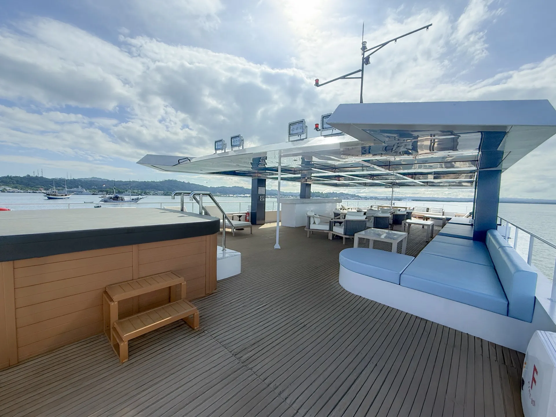 King Neptune deck lounge