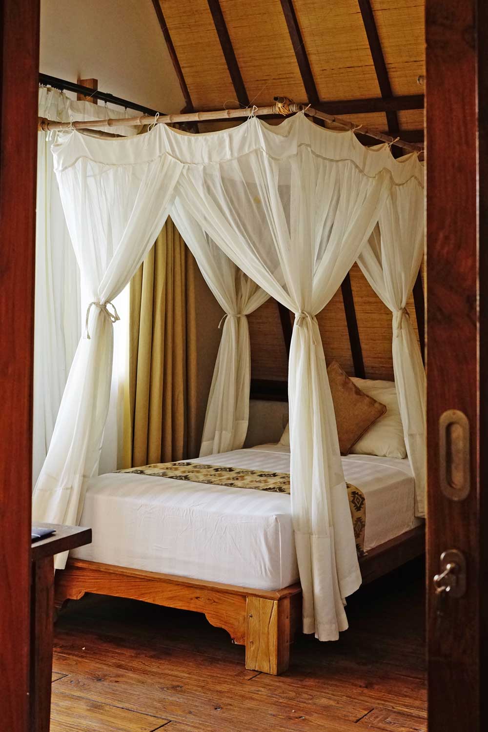 Deluxe Family Bungalow 3