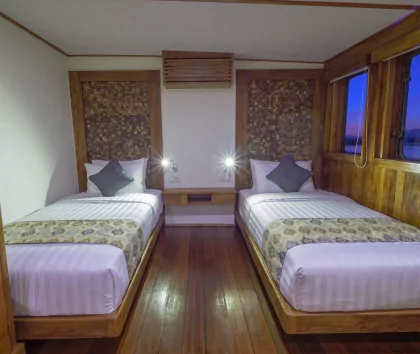 Second Twin Cabin